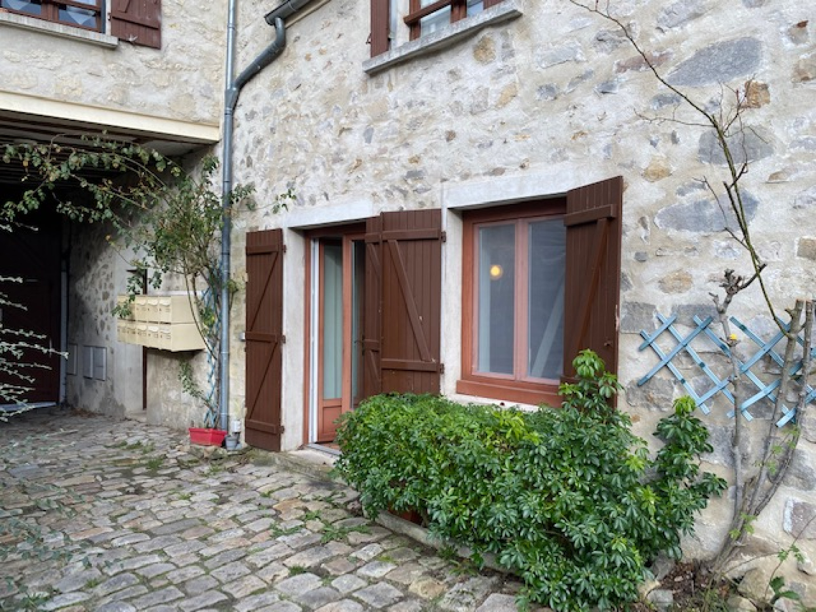 Image_1, Appartement, Thiers-sur-Thève, ref :378
